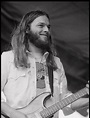 My favorite (young) pic of David Gilmour : r/pinkfloyd