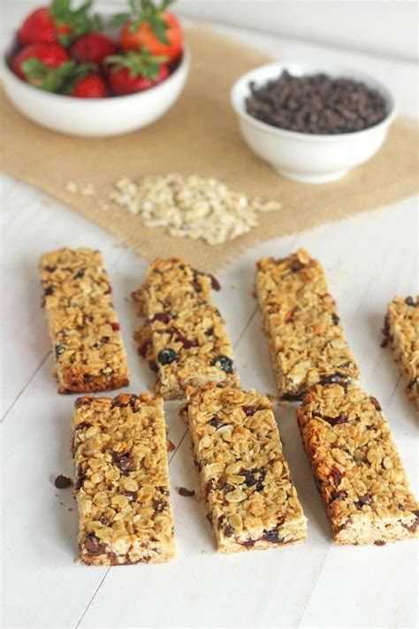 Mixed Berry Chocolate Chip Granola Bars Carmel Moments Delightful