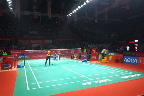 Foto Laga Semifinal Indonesia Masters Sempat Terhenti Ada