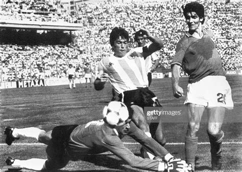 Italia Argentina 82 Roger Milla Paolo Rossi Dino Zoff World Cup Soccer Wrestling Football