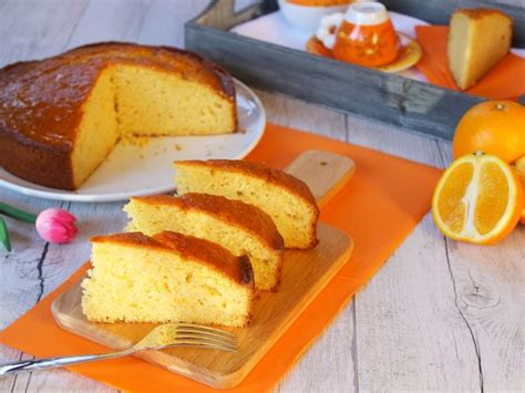 Il pan d'arancio è un dolce tipico della sicilia, il cui nome richiama l'intenso aroma di arancia che sprigiona. Pan d'Arancio | Ricetta | Ricette semplici, Ricette, Ricette dolci