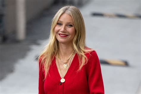 Gwyneth Paltrow Wears Birkenstocks And Red Cardigan For ‘jimmy Kimmel