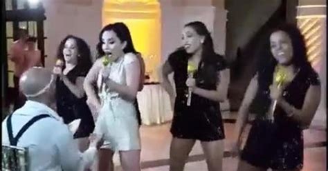 Sexiest Wedding Dance Ever Watch Groom S Reaction As Bride Twerks For Him During Wedding