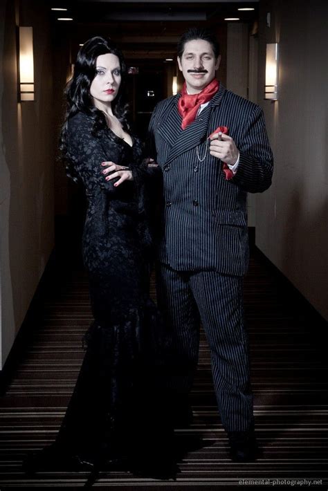 Couples Halloween Costumes Gomez And Morticia 2022 Get Halloween 2022