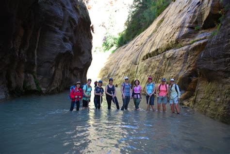 Zion Bryce Womens Tour Hiking 2018 Utah National Parks Hiking For Women