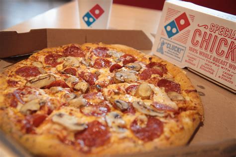 Dominos Pizza Will Open Nearly 10000 New Stores By 2025 Eater