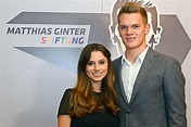 Matthias Ginter und seine Frau Christina freuen sich auf ihr erstes ...