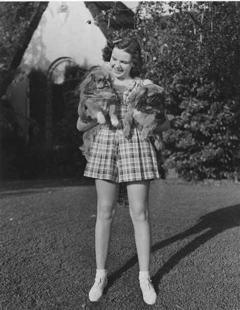 40 Rare Photos Of Judy Garland From The 20s Through The 60s
