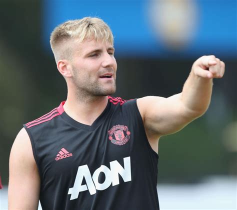 Manchester United news: Luke Shaw hits back at weight critics and opens 