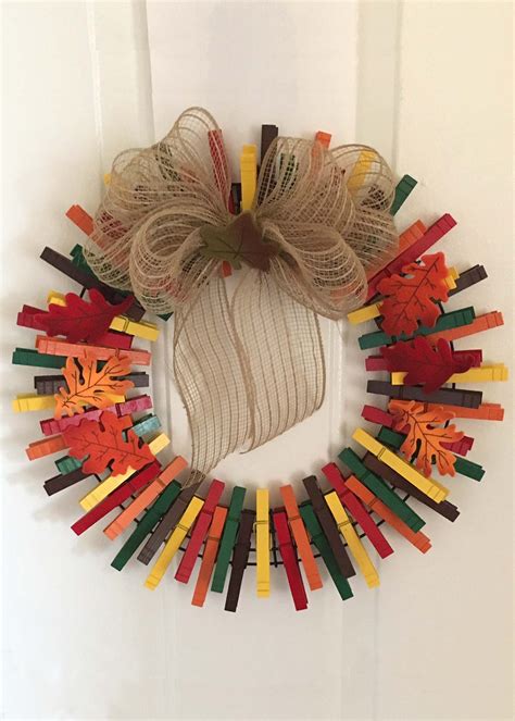 Cute Clothespin Wreath For Fall Clothes Pin Wreath Wreath Crafts