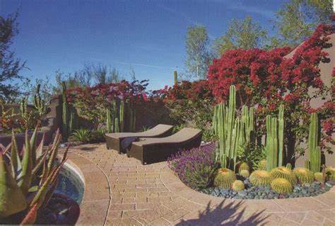 From Phoenix Home And Garden This Is How I Want To Use River Rock In