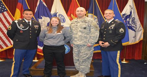 Denver Woman Becomes 1st Infantryman In Colorado