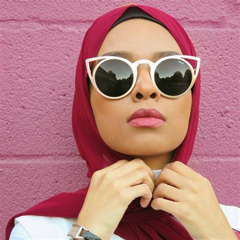 “always Adjusting My Hijab 👵 Feeeeya Sunglasses From Freyrs Sunglasses 😎” Muslim Fashion