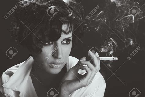 Pin By Tey Great On Women Smoking Girls World Sexy Smoker