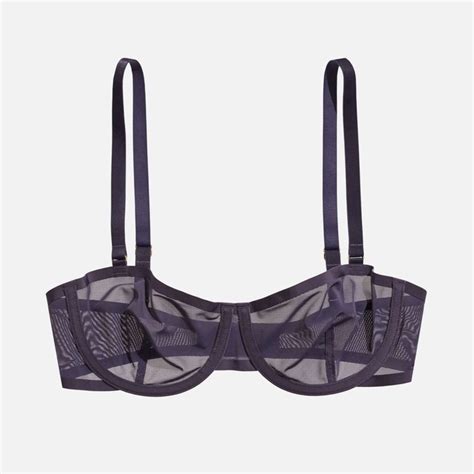 Bra Types Lingerie Experts Swear By For Different Breast Shapes Glamour