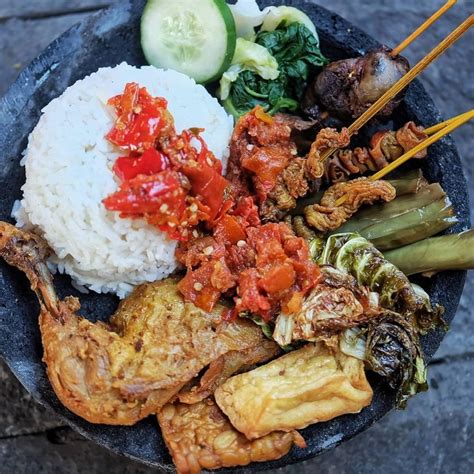 9 Aneka Hidangan Nasi Khas Jawa Timur Yang Menggugah Selera
