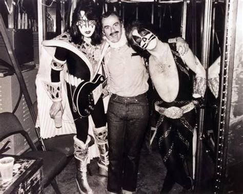 Pin By Andy Gomez On Demons Hot Band Kiss Pictures Ace Frehley