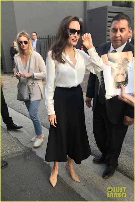 Angelina Jolie Meets Fans After Question Answer Event Photo Angelina Jolie Photos