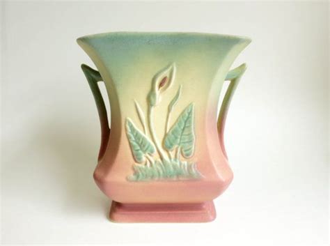 1930 S Art Pottery Vase Vintage Hull Pottery Calla Lily Etsy