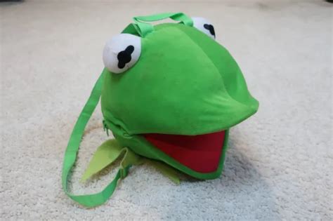 The Muppets Kermit The Frog Super Sack Sleeping Bag 70 X 27 Sleeping