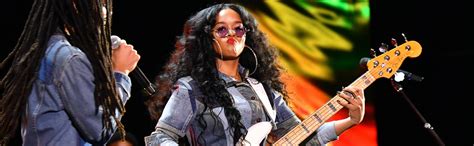 Her Is The First Black Female Artist To Get A Signature Fender Guitar