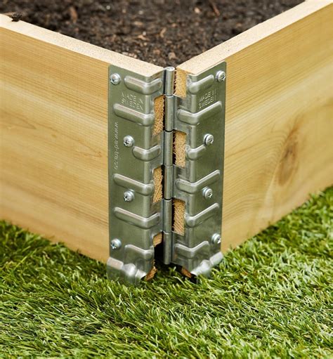 Stacking Corners For Raised Bed Or Wagon Construction Lee Valley Tools