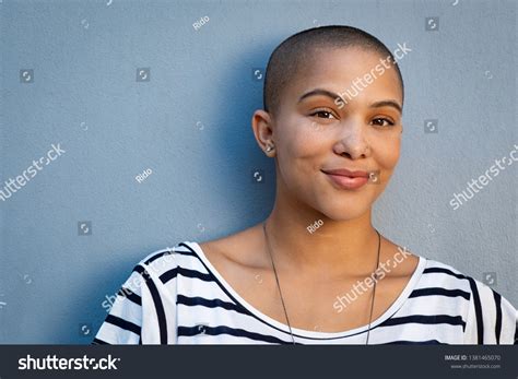 Black Woman Shaved Head Images Stock Photos And Vectors Shutterstock