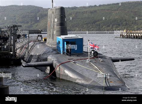 The Vanguard Class Nuclear Deterrent Submarine Hms Vengeance At Hm