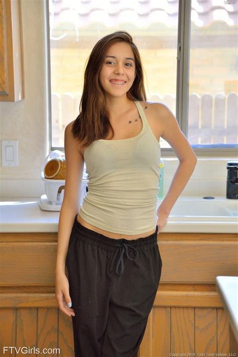 Latin Teen Sophia Masturbates On The Kitchen Counter Porn Pictures Xxx Photos Sex Images