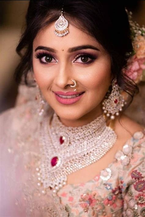 Subtle Light Makeup Look For Indian Bride Bride Makeup Natural Indian Bride Makeup Bridal
