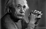 Interviewing the dead Albert Einstein about free will