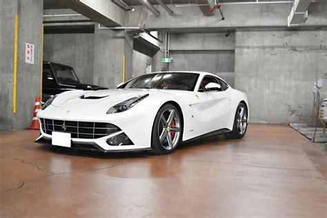The 308 replaced the dino 246 gt and gts in 1975 and was updated as the 328 gtb/gts in 1985. bond Tokyo | Ferrari::F12