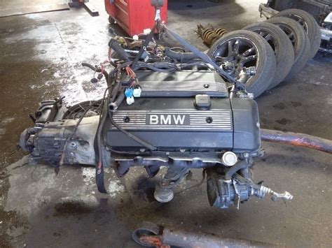 Bmw E46 328i Engine And Manual Gearbox Complete M52b28 In Govan