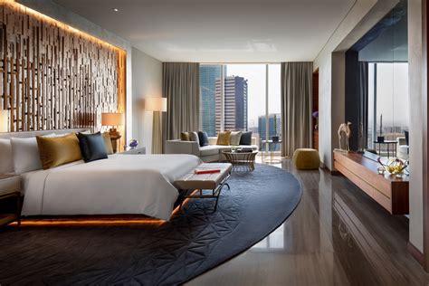 Renaissance Hotels Opens Doors In Dubai Hotel Designs