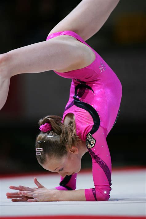 I Love Her Pubic Bulge In This Shot Fitness Jobs Gymnastics Pictures Sport Gymnastics