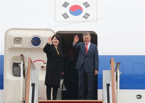 9 금감원 상위직급 추가 감축 '없던 일로'. 문 대통령, 서울공항서 체코로 출국…G20 정상회의 순방 돌입 ...