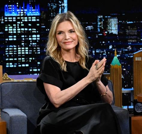 Pin De Em Michelle Pfeiffer Em 2022