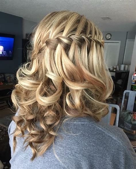 Prom Hairstyles For Medium Length Hair Pictures And How Tos