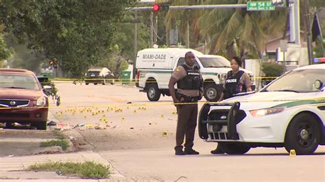 2 Dead After Drive By Shooting In Nw Miami Dade Wsvn 7news Miami News Weather Sports