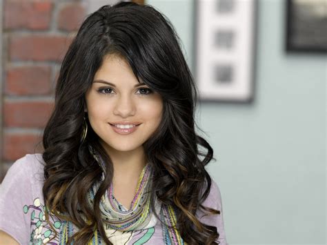 Hd Wallpaper Wish Selena Gomez Chic