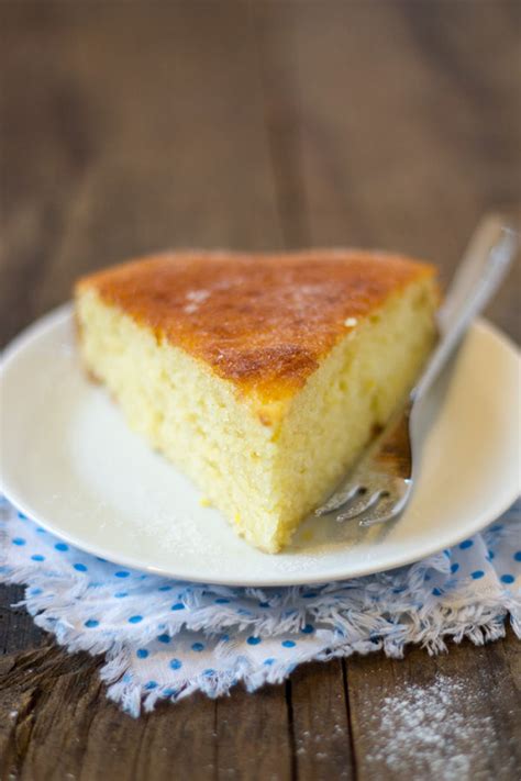 E le mie torte sono arrivate anche all'agrivarese! Easy yogurt cake - torta facile allo yogurt morbidissima ...