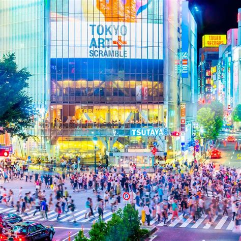 shibuya es uno de los barrios de tokio que marcan tendencias sus grandes centros comerciales y