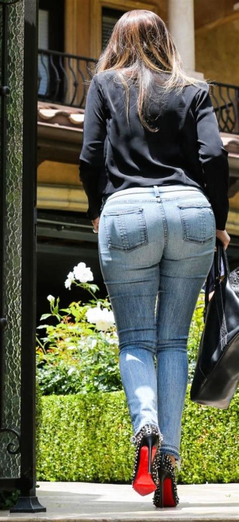 Jeans For Curvy Women Emilia Rossi