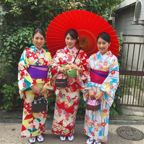 Shop Topics お客様紹介 鎌倉で着物、浴衣を楽しむなら、着物レンタルvasara！