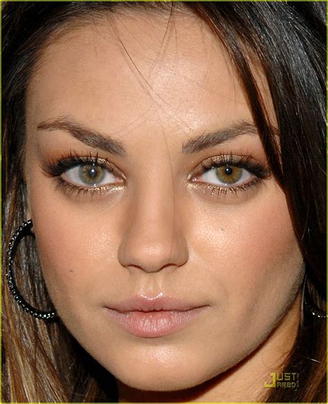 mila kunis eyes different colors