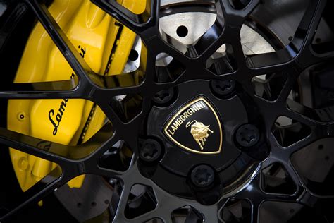 Lamborghini Wheel 5k Retina Ultra Hd Wallpaper And Background Image