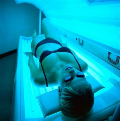 Ouch Indoor Tanning Can Reportedly Result In Eye Burns Tanning Bed Homemade Tanning Lotion