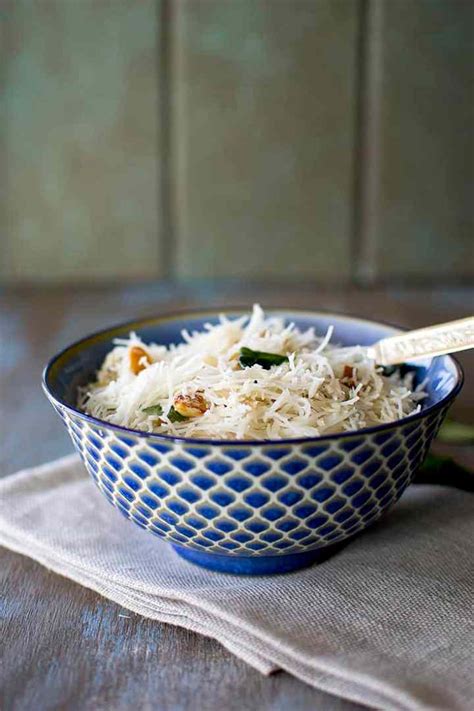 Indian Style Coconut Rice Noodles Recipe Cooks Hideout