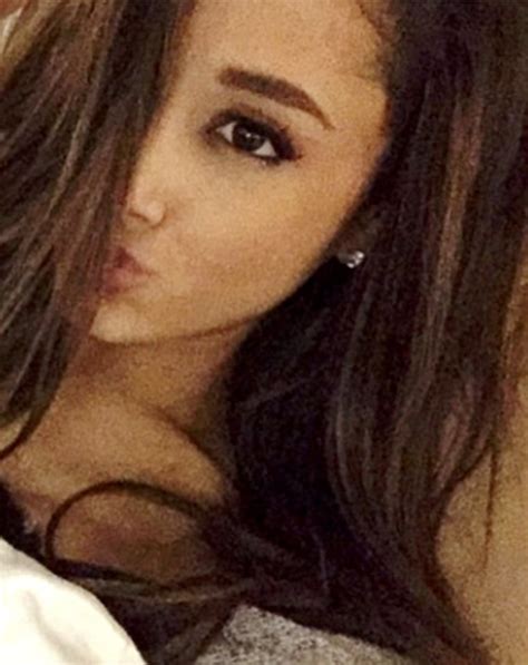 How to wear your hair like ariana grande: Ariana Grande Dyes Her Hair Dark Brown: See the Photo - Us ...