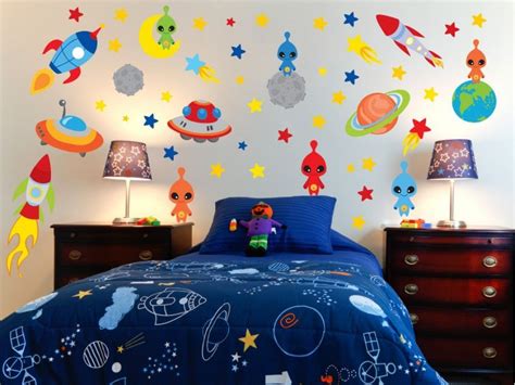 You do not need to worry about the best idea that your son might like because you can find 20 wondrous ideas here. Alien Adventures! Outer Space Nursery Wall Decals | Space themed room, Space themed bedroom ...